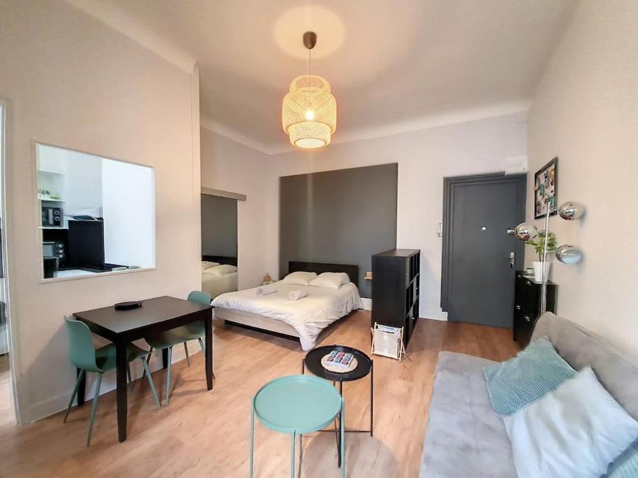 Magnifique Appartement - Hotel Du Parc - 维琪 外观 照片